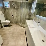Casa de Férias Fosskamben 1 Moderne Ikkje Langt Fra *