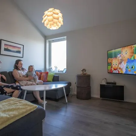 Fosskamben 1 Moderne Ikkje Langt Frå Sogndal