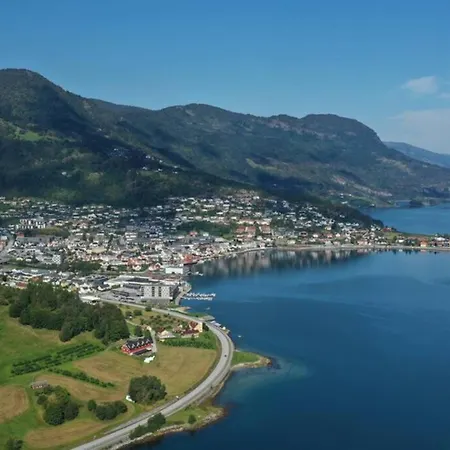 Fosskamben 1 Moderne Ikkje Langt Frå Sogndal