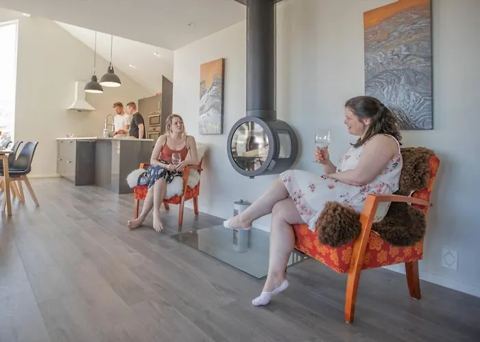 Fosskamben 1 Moderne Ikkje Langt Fra Hébergement de vacances Sogndal