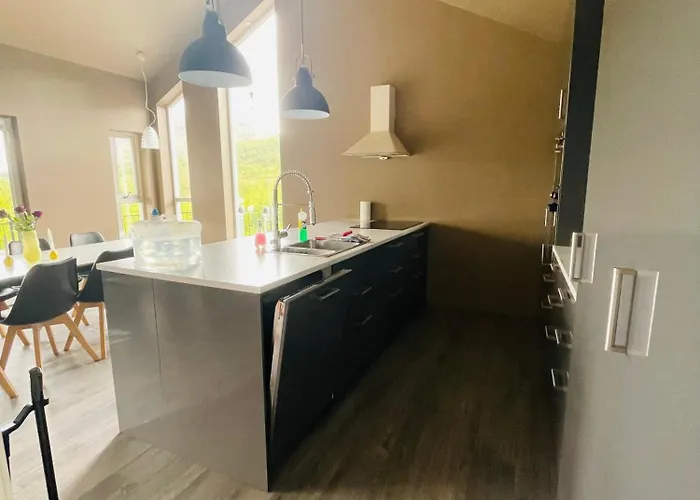 Fosskamben 1 Moderne Ikkje Langt Fra Hébergement de vacances