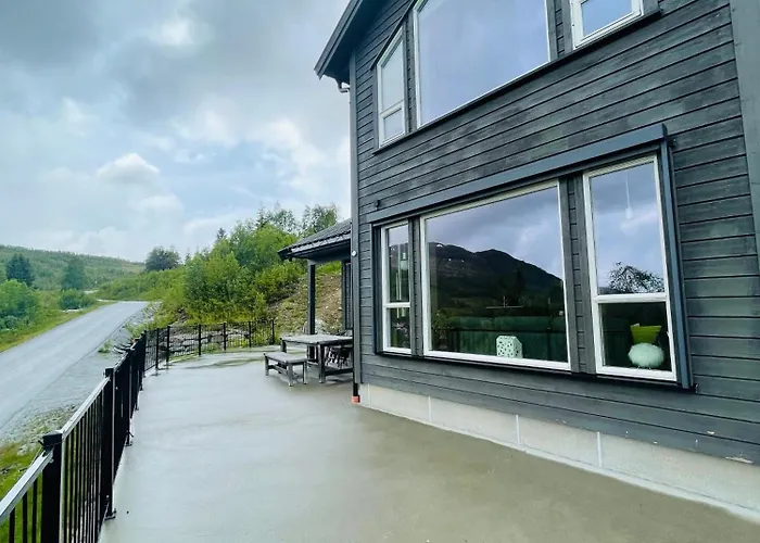 Hébergement de vacances Fosskamben 1 Moderne Ikkje Langt Fra Sogndal