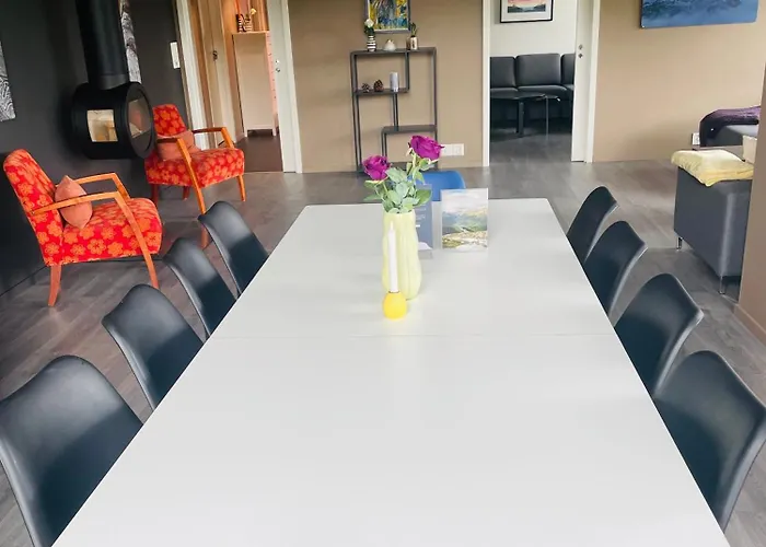 Fosskamben 1 Moderne Ikkje Langt Fra *