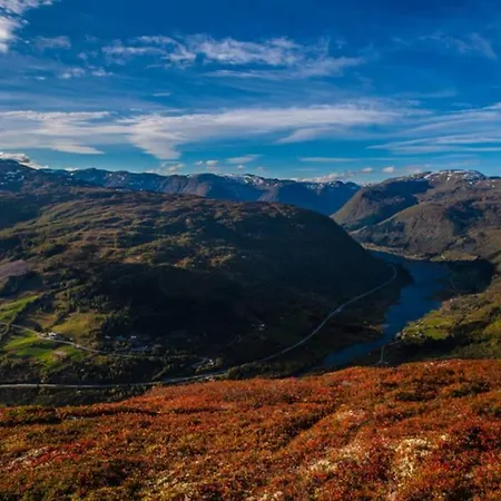 Fosskamben 1 Moderne Ikkje Langt Fra * Sogndal