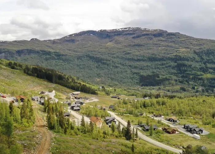 Fosskamben 1 Moderne Ikkje Langt Frå Feriehus *